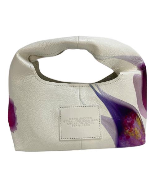 MARC JACOBS（マークジェイコブズ）MARC JACOBS (マークジェイコブズ) ザ フューチャー フローラル レザー サック バッグ ミニ ホワイトの古着・服飾アイテム