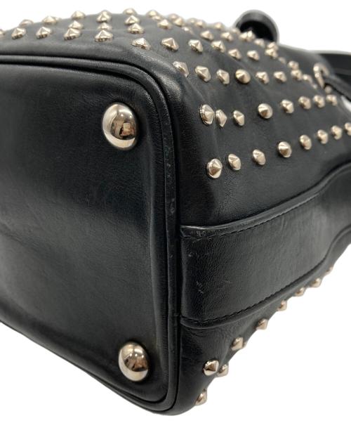 Saint Laurent Paris（サンローランパリ）Saint Laurent Paris (サンローランパリ) スタッズ巾着バッグ ブラックの古着・服飾アイテム