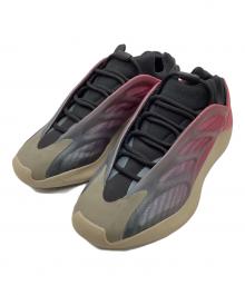 adidas（アディダス）の古着「YEEZY BOOST 700 V3 "FADE CARBON"」｜レッド