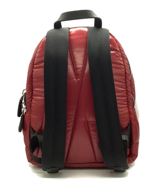 MONCLER（モンクレール）MONCLER (モンクレール) リュック レッド×ピンクの古着・服飾アイテム