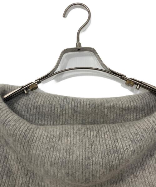 La boutique BonBon（ラブティックボンボン）La boutique BonBon (ラブティックボンボン) オフショルシャギーニット グレー サイズ:FREEの古着・服飾アイテム