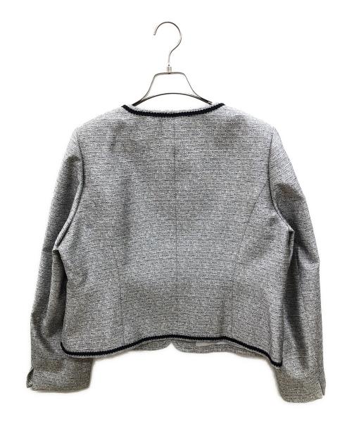 Rifanne（リファンネ）Rifanne (リファンネ) ノーカラージャケット シルバー サイズ:15 未使用品の古着・服飾アイテム