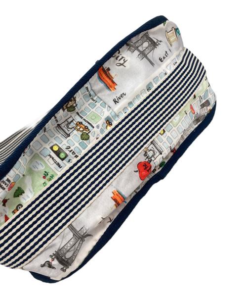 LeSportsac（レスポートサック）LeSportsac (レスポートサック) ショルダーバッグ ホワイト×ネイビーの古着・服飾アイテム