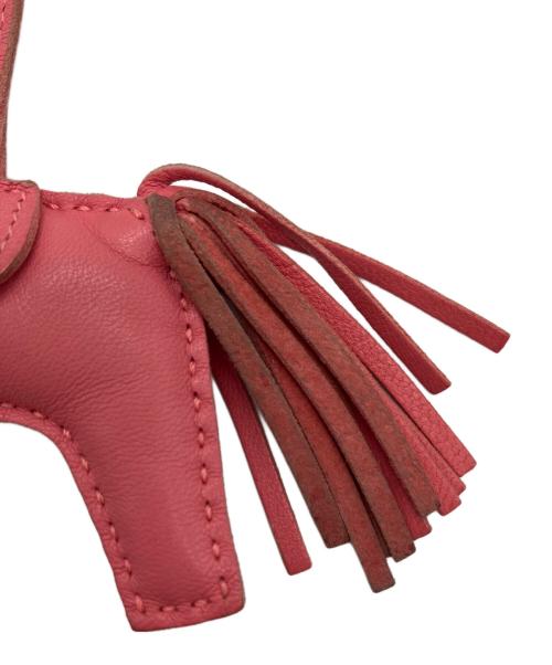 HERMES（エルメス）HERMES (エルメス) ロデオチャーム PM ピンクの古着・服飾アイテム