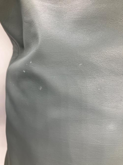 BOTTEGA VENETA（ボッテガベネタ）BOTTEGA VENETA (ボッテガベネタ) THE POACH LEATHER BAG/ザポーチレザーバックパック グレーの古着・服飾アイテム