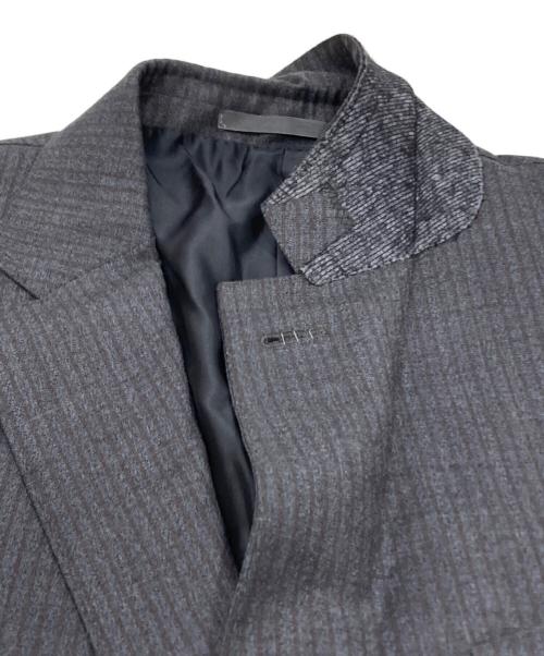 ERMENEGILDO ZEGNA（エルメネジルド・ゼニア）Ermenegildo Zegna (エルメネジルド・ゼニア) セットアップスーツ グレー サイズ:8-48 Cの古着・服飾アイテム