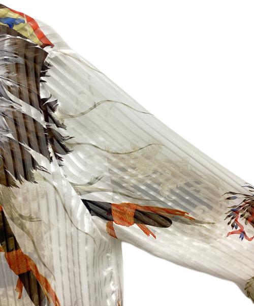 VERSACE（ヴェルサーチェ）VERSACE (ヴェルサーチェ) インディアン総柄シルクブラウス ホワイト×ブラック サイズ:38の古着・服飾アイテム