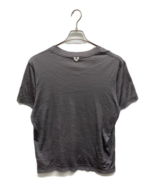 YINDIGO A M（インディゴエイエム）YINDIGO A M (インディゴエイエム) インサイドアウトシルクTシャツ グレー サイズ:46の古着・服飾アイテム