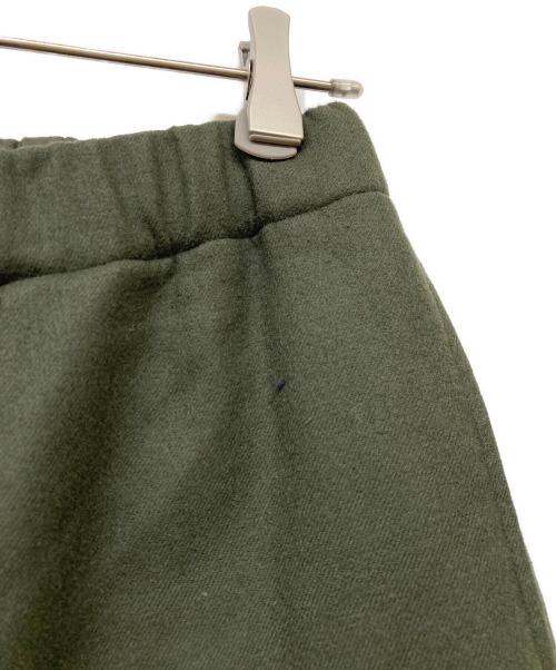 AURALEE（オーラリー）AURALEE (オーラリー) LIGHT MELTON EASY SLACKS オリーブ サイズ:4の古着・服飾アイテム