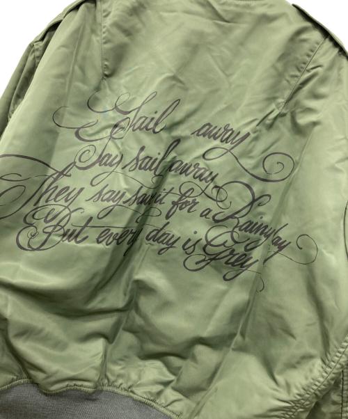 COMME des GARCONS JUNYA WATANABE MAN（コム デ ギャルソン ジュンヤ ワタナベ マン）COMME des GARCONS JUNYA WATANABE MAN (コム デ ギャルソン ジュンヤ ワタナベ マン) ナイロンツイルプリントフライトジャケット オリーブ サイズ:XSの古着・服飾アイテム