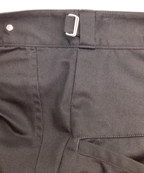 ANREALAGE（アンリアレイジ）ANREALAGE (アンリアレイジ) WRAP CHINO PANTS ブラック サイズ:46の古着・服飾アイテム