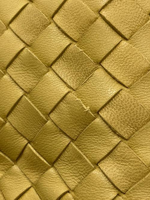 BOTTEGA VENETA（ボッテガベネタ）BOTTEGA VENETA (ボッテガベネタ) ショルダーバッグ マスタードの古着・服飾アイテム