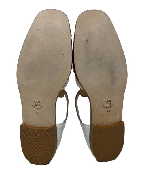 TOMORROW LAND（トゥモローランド）TOMORROW LAND (トゥモローランド) レザーグルカサンダル ホワイト サイズ:38の古着・服飾アイテム