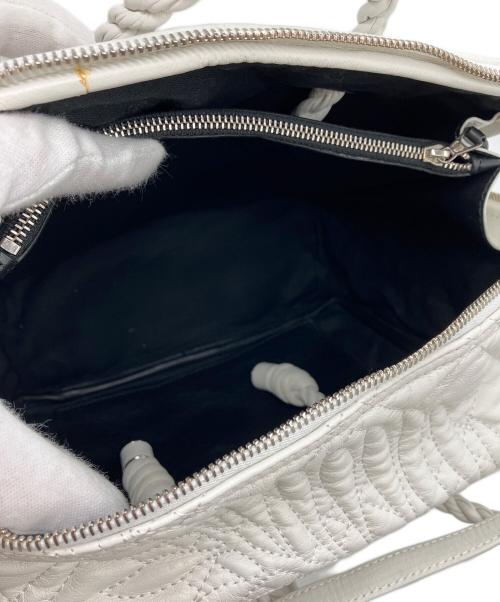 BALENCIAGA（バレンシアガ）BALENCIAGA (バレンシアガ) 2WAYボストンバッグ ホワイトの古着・服飾アイテム