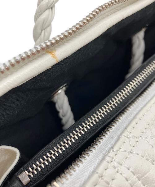 BALENCIAGA（バレンシアガ）BALENCIAGA (バレンシアガ) 2WAYボストンバッグ ホワイトの古着・服飾アイテム