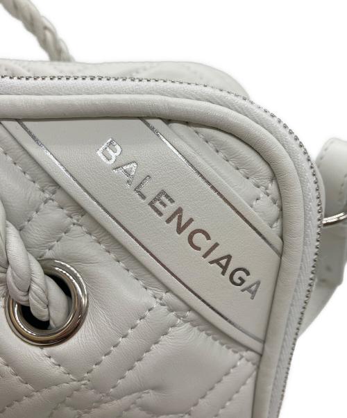 BALENCIAGA（バレンシアガ）BALENCIAGA (バレンシアガ) 2WAYボストンバッグ ホワイトの古着・服飾アイテム