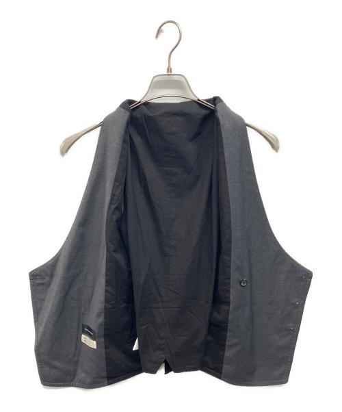 TAGLIATORE（タリアトーレ）TAGLIATORE (タリアトーレ) ジレ/ベスト　BEN/F PE グレー サイズ:50の古着・服飾アイテム