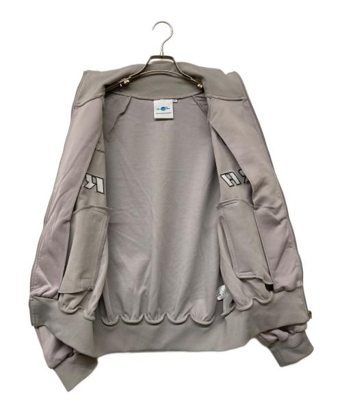 King & Prince POP-UP STORE（キングアンドブリンスポップストア）King & Prince POP-UP STORE  (キングアンドブリンスポップストア) King & Prince POP-UP STORE 2024 Re:ERA トラックジャケット グレー サイズ:Sの古着・服飾アイテム