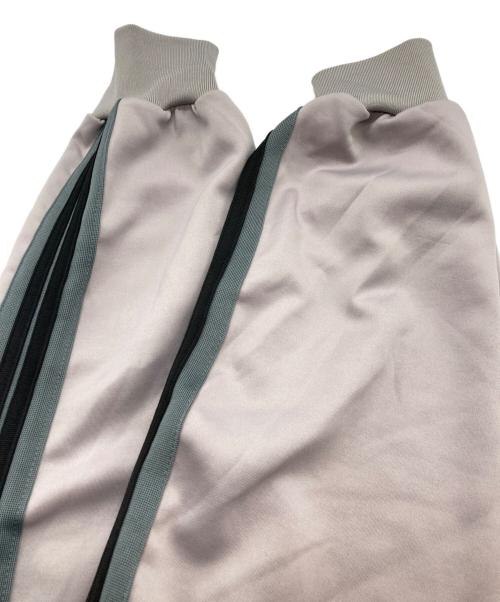 King & Prince POP-UP STORE（キングアンドブリンスポップストア）King & Prince POP-UP STORE  (キングアンドブリンスポップストア) King & Prince POP-UP STORE 2024 Re:ERA トラックジャケット グレー サイズ:Sの古着・服飾アイテム