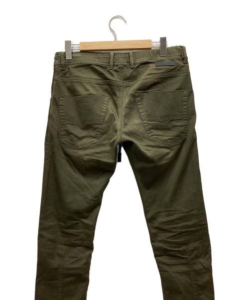 DIESEL（ディーゼル）DIESEL (ディーゼル) ジョグジーンズ KROOLEY-NE オリーブ サイズ:W28の古着・服飾アイテム