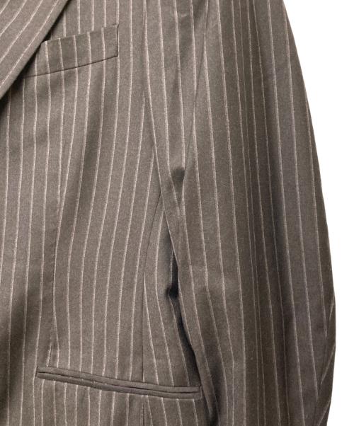 TOMBOLINI（トンボリーニ）TOMBOLINI (トンボリーニ) 2B シングルブレストストライプセットアップスーツ ダークブラウン サイズ:50の古着・服飾アイテム