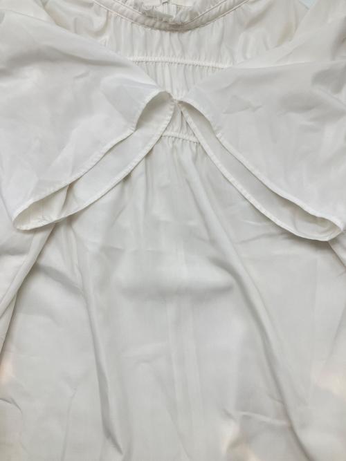 BLUE LABEL CRESTBRIDGE（ブルーレーベルクレストブリッジ）BLUE LABEL CRESTBRIDGE (ブルーレーベルクレストブリッジ) コットンライクスパンローンシャーリングブラウス ホワイト サイズ:36の古着・服飾アイテム