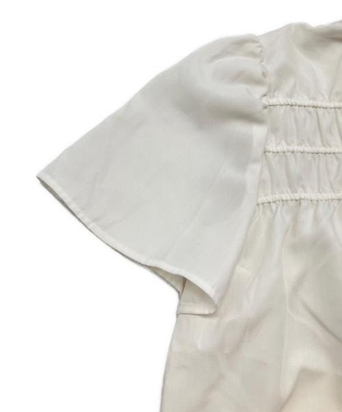 BLUE LABEL CRESTBRIDGE（ブルーレーベルクレストブリッジ）BLUE LABEL CRESTBRIDGE (ブルーレーベルクレストブリッジ) コットンライクスパンローンシャーリングブラウス ホワイト サイズ:36の古着・服飾アイテム