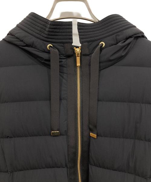 BLUE LABEL CRESTBRIDGE（ブルーレーベルクレストブリッジ）BLUE LABEL CRESTBRIDGE (ブルーレーベルクレストブリッジ) ストレッチミドルダウン ブラック サイズ:38の古着・服飾アイテム