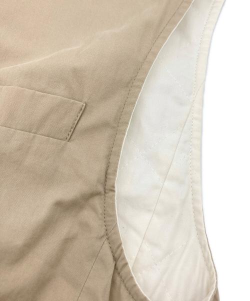BRUNELLO CUCINELLI（ブルネロクチネリ）BRUNELLO CUCINELLI (ブルネロクチネリ) リバーシブルベスト ベージュ×ホワイト サイズ:50の古着・服飾アイテム