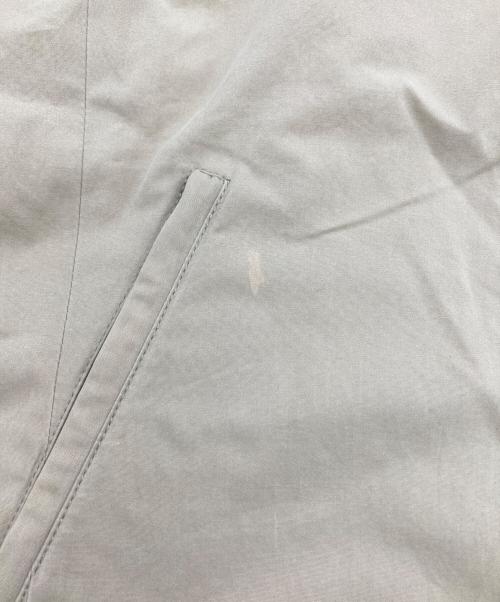 BRUNELLO CUCINELLI（ブルネロクチネリ）BRUNELLO CUCINELLI (ブルネロクチネリ) リバーシブルベスト ベージュ×ホワイト サイズ:50の古着・服飾アイテム