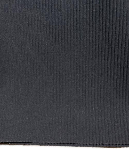me ISSEY MIYAKE（ミーイッセイ ミヤケ）me ISSEY MIYAKE (ミーイッセイ ミヤケ) プリーツワイドパンツ ブラック サイズ:FREEの古着・服飾アイテム