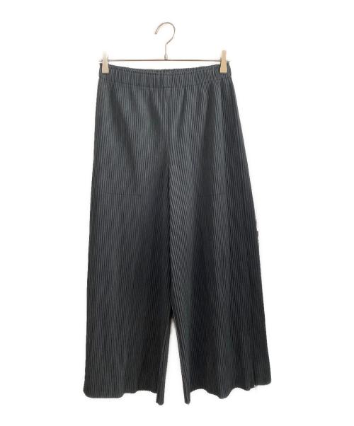 me ISSEY MIYAKE（ミーイッセイ ミヤケ）me ISSEY MIYAKE (ミーイッセイ ミヤケ) プリーツワイドパンツ グレー サイズ:Freeの古着・服飾アイテム