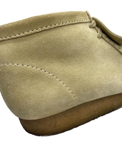 CLARKS ORIGINALS（クラークス オリジナルズ）CLARKS ORIGINALS (クラークス オリジナルズ) ワラビーブーツ ベージュ サイズ:UK 9 1/2の古着・服飾アイテム