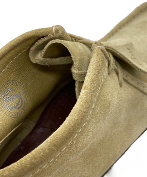 CLARKS ORIGINALS（クラークス オリジナルズ）CLARKS ORIGINALS (クラークス オリジナルズ) ワラビーブーツ ベージュ サイズ:UK 9 1/2の古着・服飾アイテム