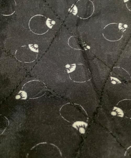 crinkle crinkle crinkle（クリンクル クリンクル クリンクル）crinkle crinkle crinkle (クリンクル クリンクル クリンクル) print quilting pants ブラック サイズ:Fの古着・服飾アイテム