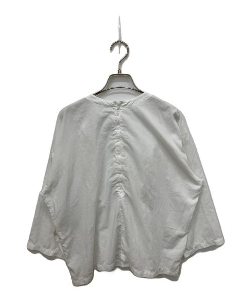 COMME des GARCONS COMME des GARCONS（コムデギャルソン コムデギャルソン）COMME des GARCONS COMME des GARCONS (コムデギャルソン コムデギャルソン) フリルブラウス ホワイト サイズ:Mの古着・服飾アイテム