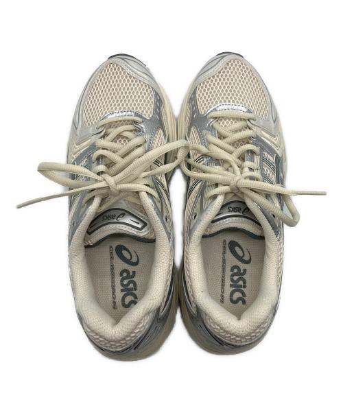 asics（アシックス）asics (アシックス) ローカットスニーカー アイボリー サイズ:25の古着・服飾アイテム