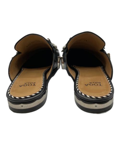 TOGA PULLA（トーガ プルラ）TOGA PULLA (トーガ プルラ) METAL　ミュールローファー ブラック サイズ:36の古着・服飾アイテム