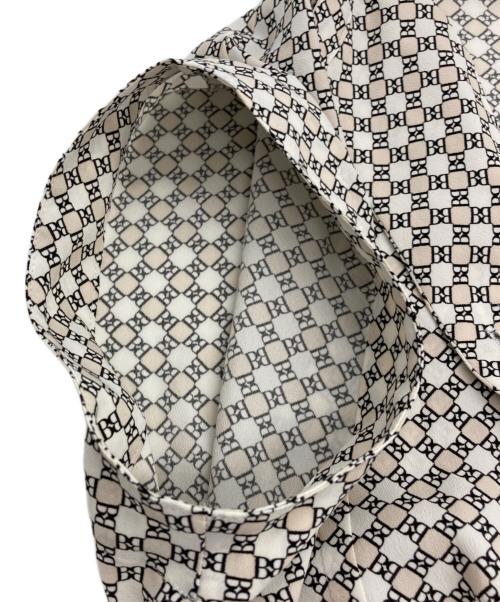 BALLSEY（ボールジィ）BALLSEY (ボールジィ) BBダイアゴナルプリント ウエストタックフレアワンピース ベージュ×ホワイト サイズ:36の古着・服飾アイテム