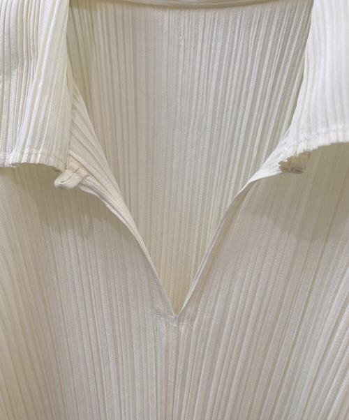 ISSEY MIYAKE（イッセイミヤケ）ISSEY MIYAKE (イッセイミヤケ) プリーツスキッパーシャツ ライトイエロー サイズ:Lの古着・服飾アイテム