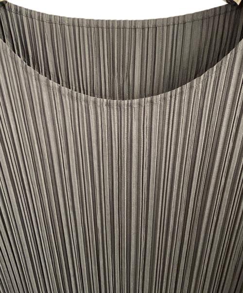 PLEATS PLEASE（プリーツプリーズ）PLEATS PLEASE (プリーツプリーズ) プリーツブラウス ダークグレー サイズ:3の古着・服飾アイテム