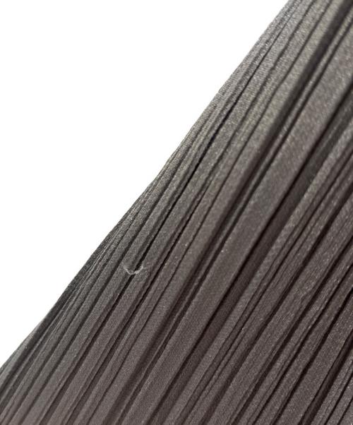 PLEATS PLEASE（プリーツプリーズ）PLEATS PLEASE (プリーツプリーズ) プリーツカーディガン PP04-JO607 ダークグレー サイズ:3の古着・服飾アイテム