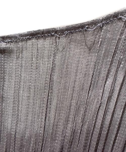 PLEATS PLEASE（プリーツプリーズ）PLEATS PLEASE (プリーツプリーズ) プリーツカーディガン PP04-JO607 ダークグレー サイズ:3の古着・服飾アイテム