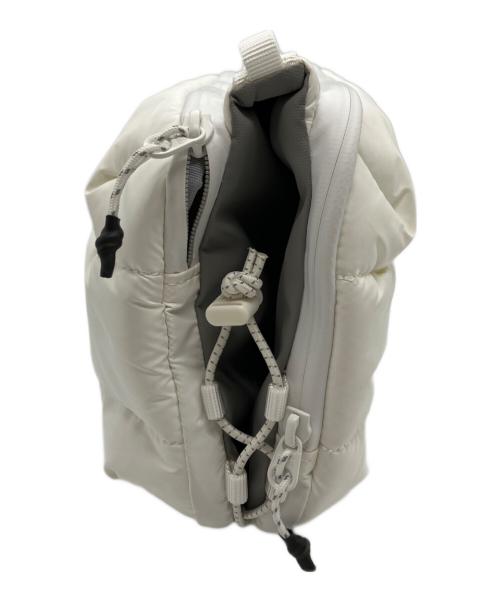 TOPOLOGIE（トポロジー）TOPOLOGIE (トポロジー) ボトルサコッシュ ホワイトの古着・服飾アイテム