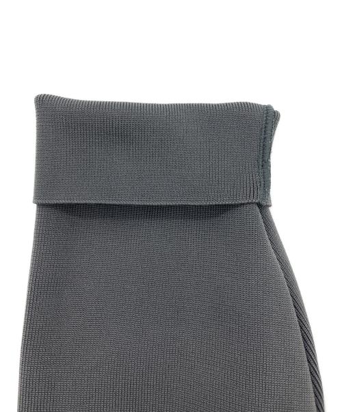 MINOTAUR INST.（ミノトールインスト）MINOTAUR INST. (ミノトールインスト) TECH KNIT JACKET グレー サイズ:M/Lの古着・服飾アイテム