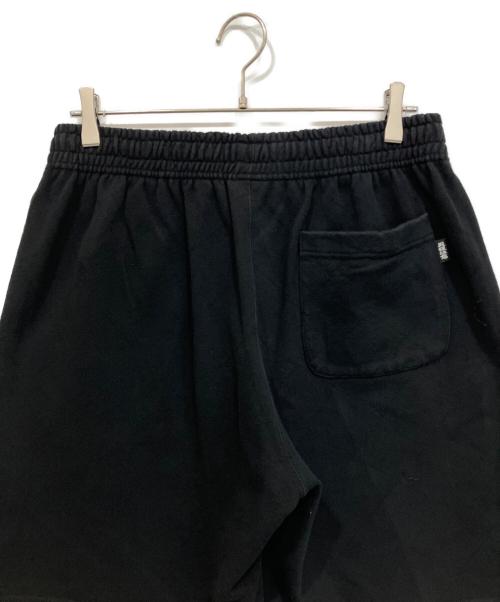 THE BLACK EYE PATCH（ブラックアイパッチ）THE BLACK EYE PATCH (ブラックアイパッチ) SMALL OG PIGMENT DYED SWEAT SHORTS ブラック サイズ:Lの古着・服飾アイテム