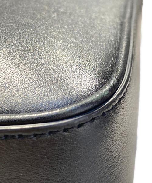 CELINE（セリーヌ）CELINE (セリーヌ) ミディアムメッセンジャーバッグ ブラックの古着・服飾アイテム