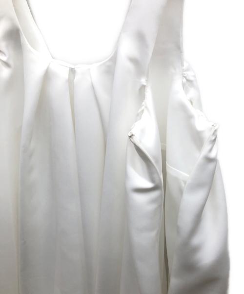 cygne（シーニュ）cygne (シーニュ) バルーンミニワンピース cherry ホワイト サイズ:0T 未使用品の古着・服飾アイテム