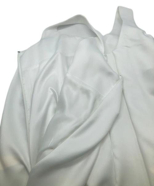 cygne（シーニュ）cygne (シーニュ) バルーンミニワンピース cherry ホワイト サイズ:0T 未使用品の古着・服飾アイテム