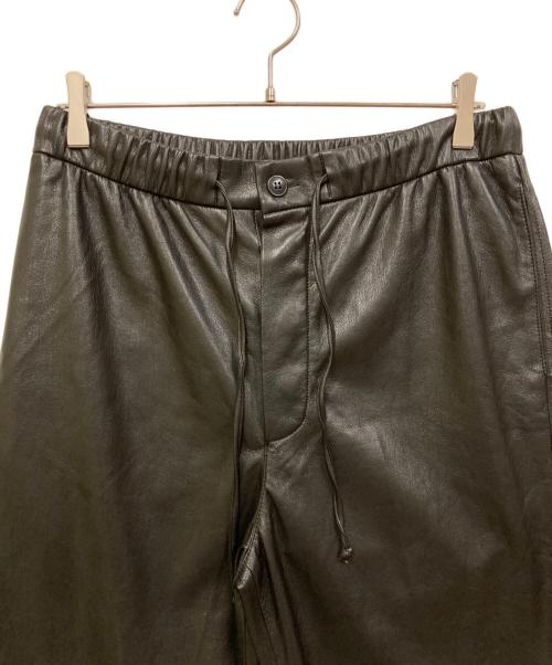 nanushka（ナヌーシュカ）nanushka (ナヌーシュカ) フェイクレザーイージーパンツ ブラック サイズ:Mの古着・服飾アイテム